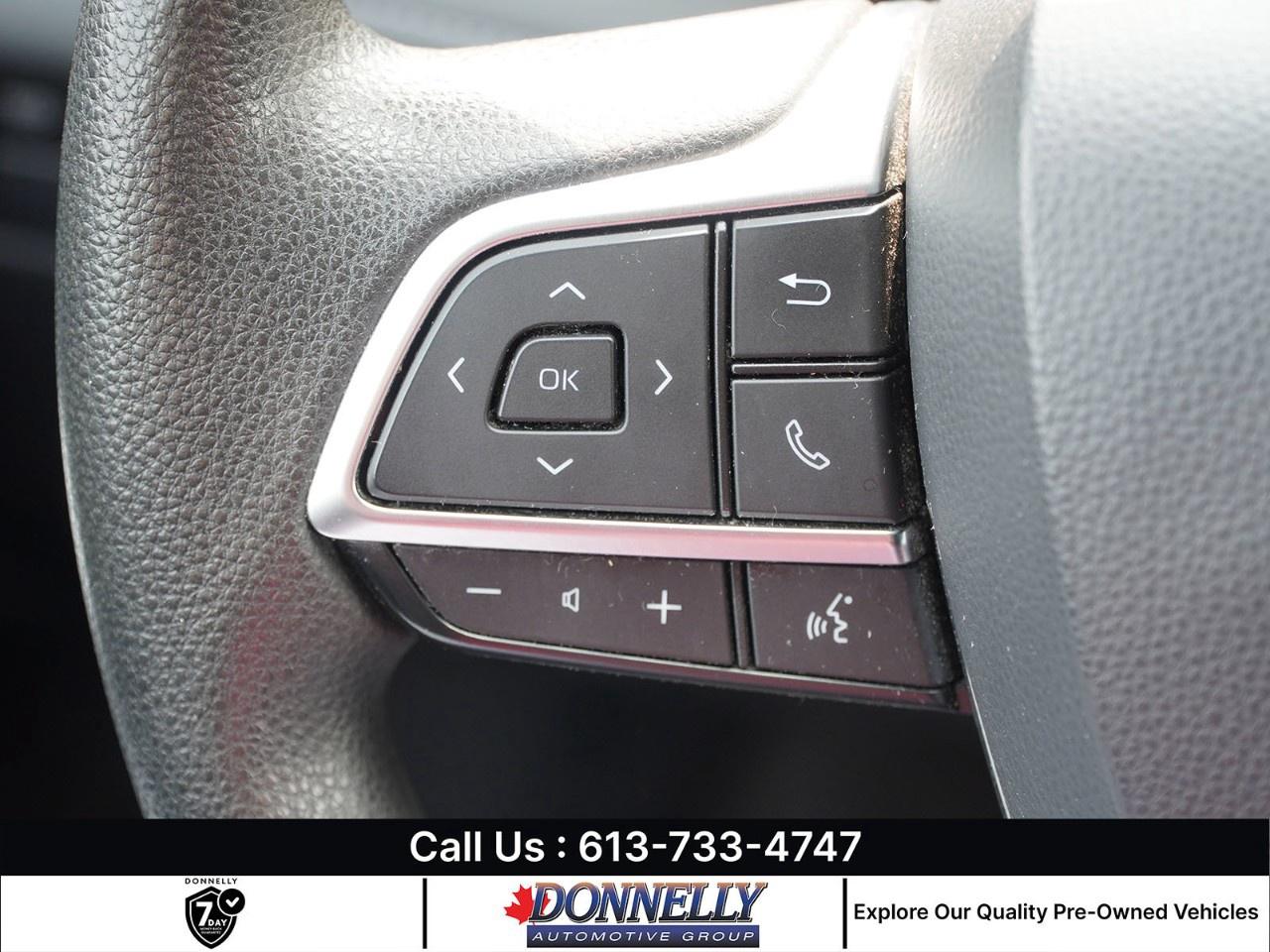 2020 Toyota Highlander LE AWD Photo