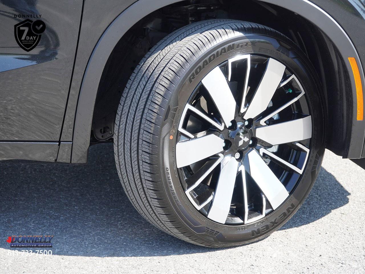 2026 Mitsubishi Outlander GT PREMIUM S-AWC Photo4