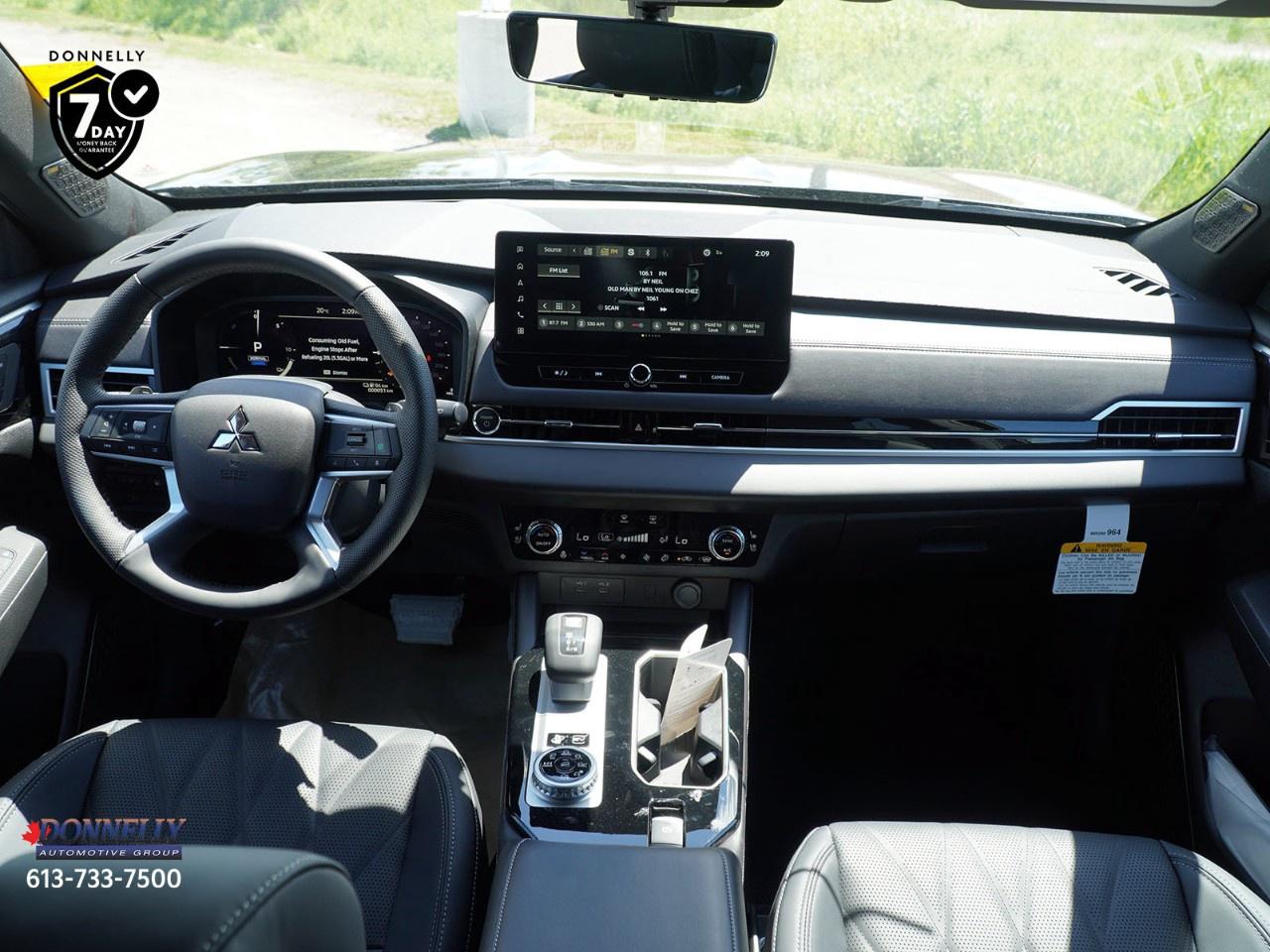 2026 Mitsubishi Outlander Plug-In Hybrid GT NOIR S-AWC Photo