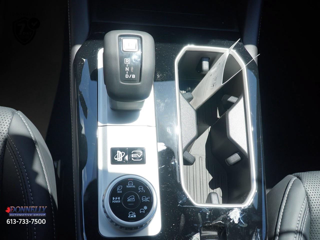 2026 Mitsubishi Outlander Plug-In Hybrid GT NOIR S-AWC Photo