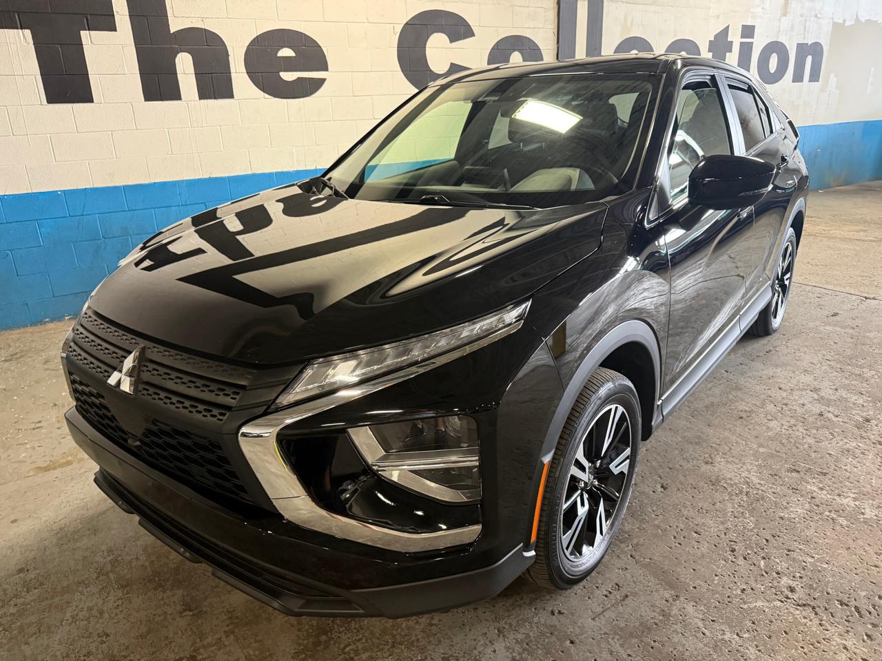2023 Mitsubishi Eclipse Cross ES 4dr S-AWC Photo4
