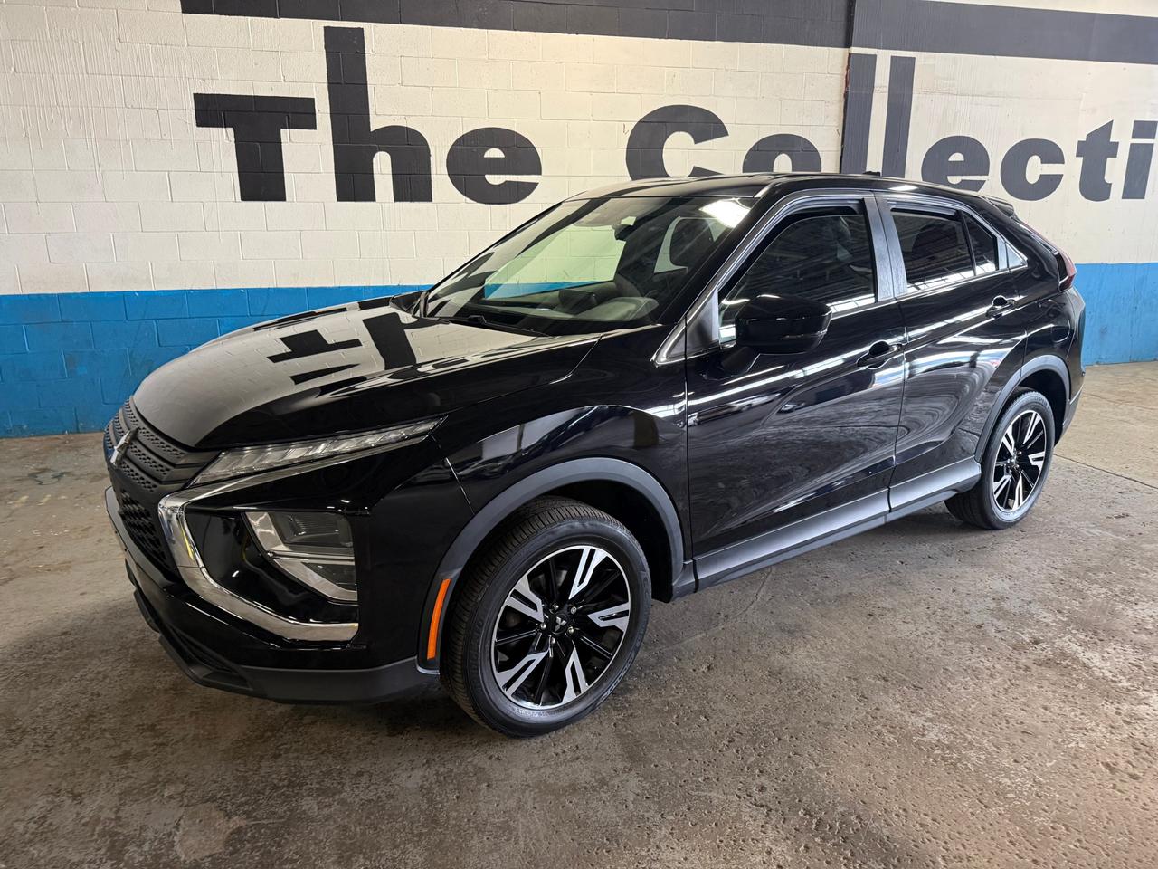 2023 Mitsubishi Eclipse Cross ES 4dr S-AWC Photo2