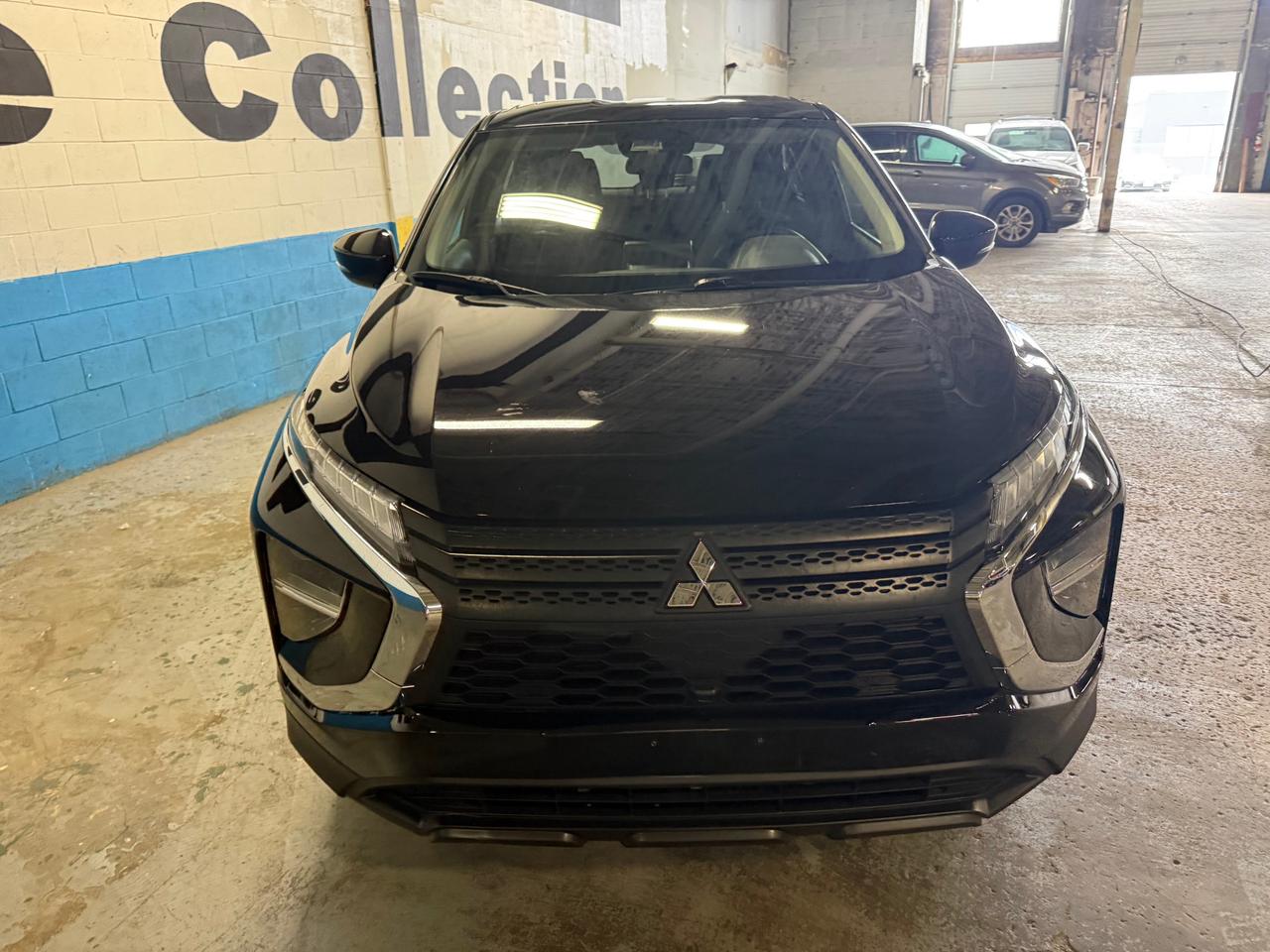 2023 Mitsubishi Eclipse Cross ES 4dr S-AWC Photo
