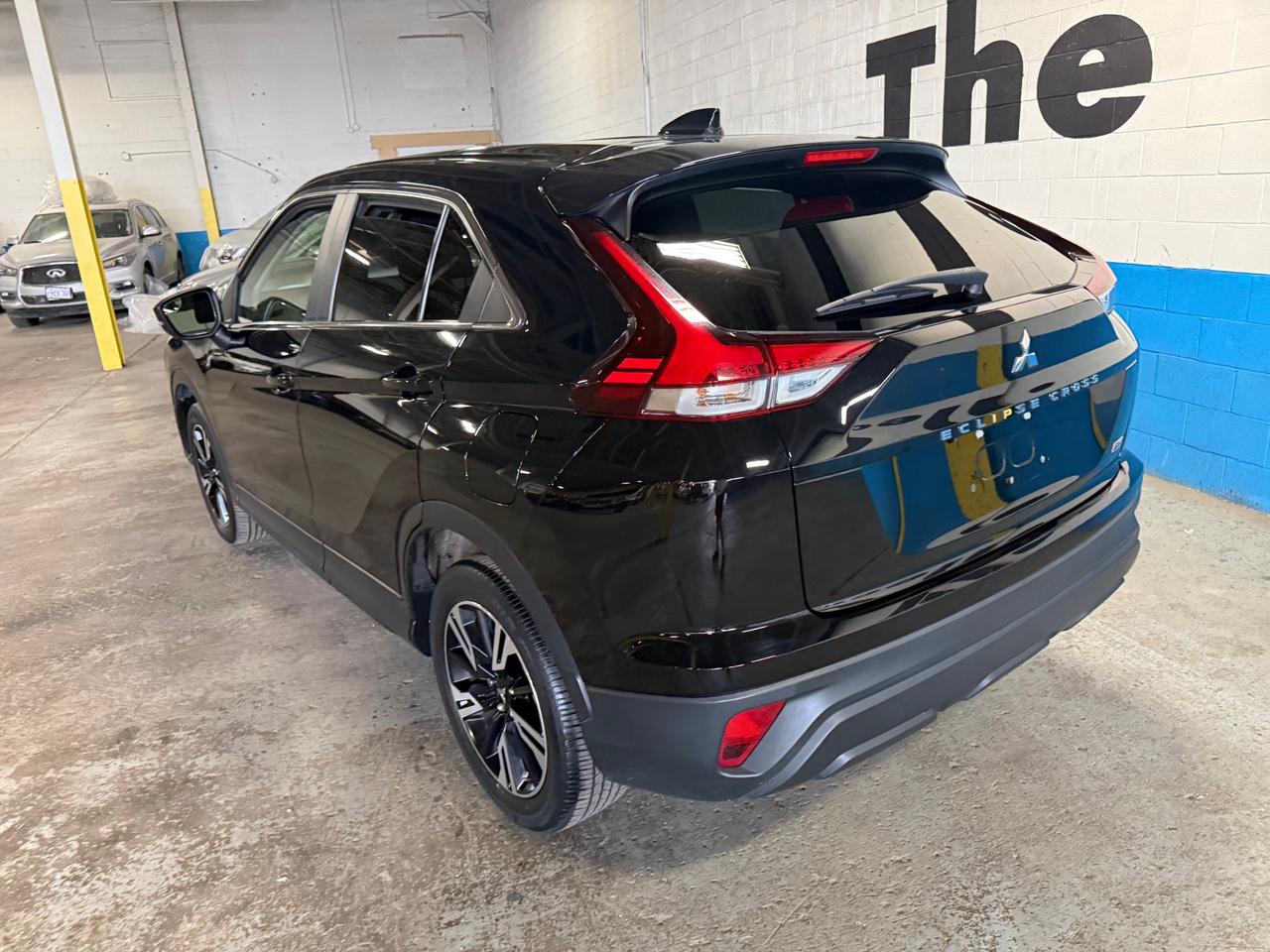 2023 Mitsubishi Eclipse Cross ES 4dr S-AWC Photo