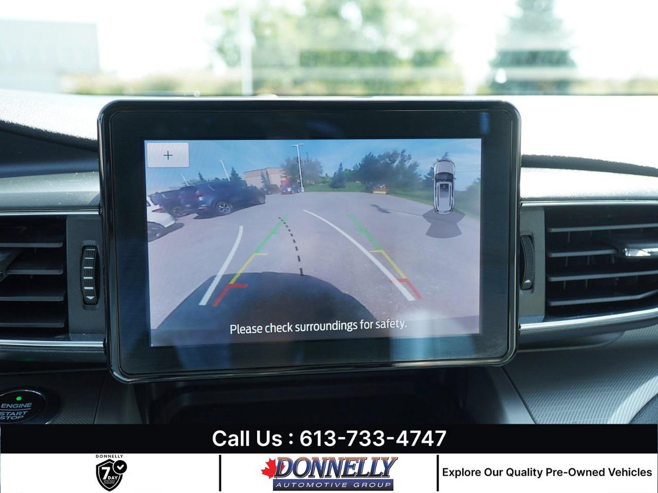 2021 Ford Explorer XLT 4WD Photo