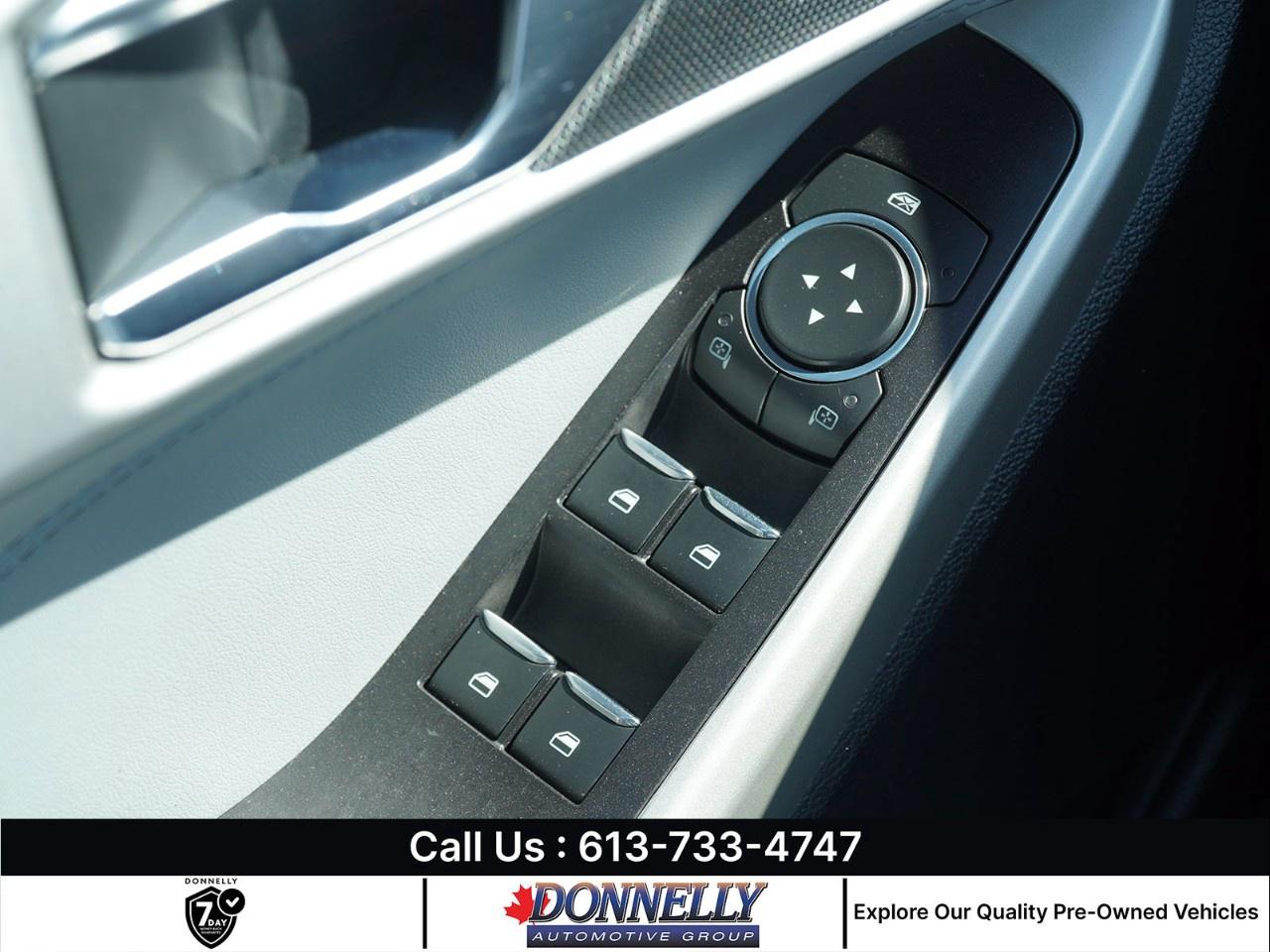 2021 Ford Explorer XLT 4WD Photo