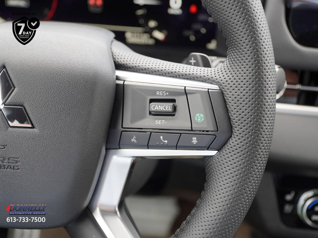2026 Mitsubishi Outlander GT NOIR S-AWC Photo