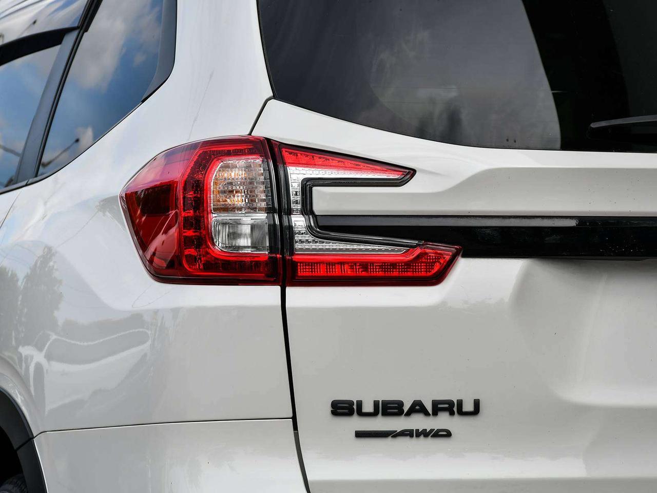 2024 Subaru ASCENT ONYX   CLEAN CARFFAX   PANO ROOF   CARPLAY   CAM Photo