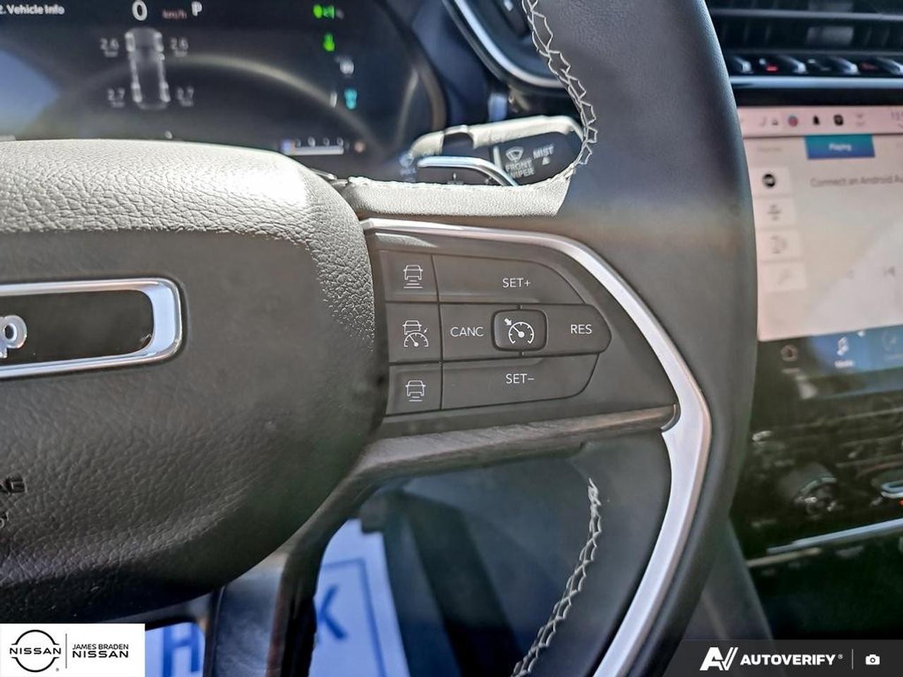 2023 Jeep Grand Cherokee 4xe 4x4 Photo