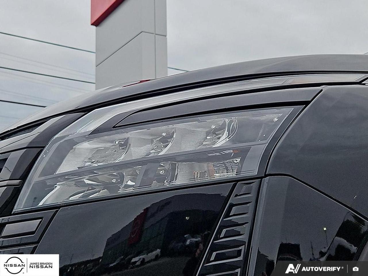 2026 Nissan Pathfinder Platinum 4WD Photo