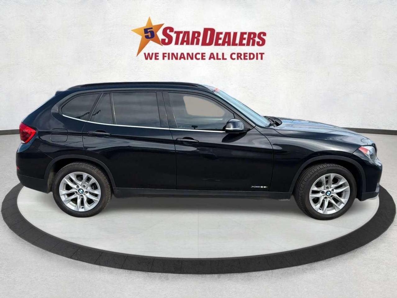 2015 BMW X1 xDrive AWD LEATHER/H SEATS WE FINANCE ALL CREDIT! Photo