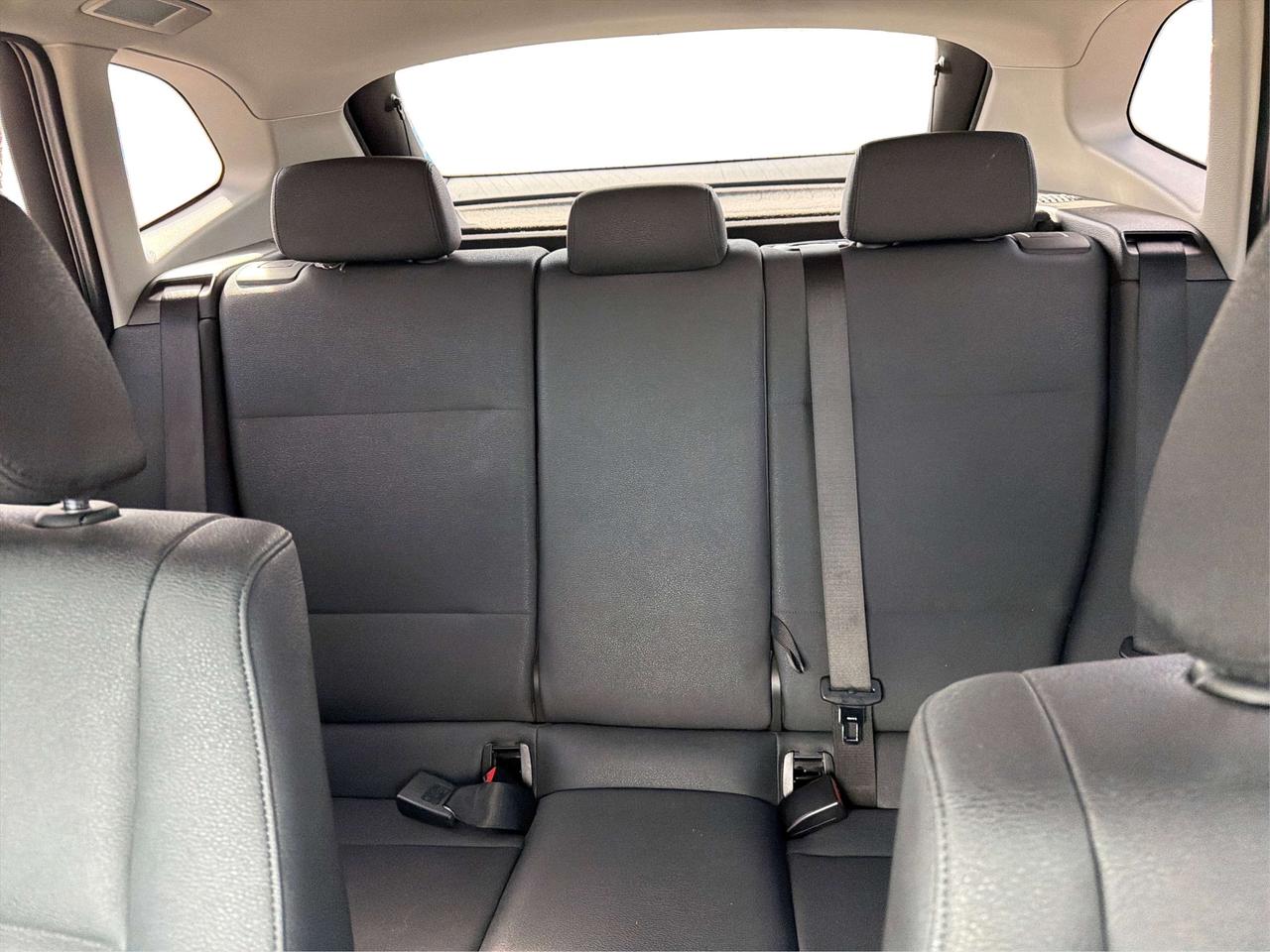 2015 BMW X1 xDrive AWD LEATHER/H SEATS WE FINANCE ALL CREDIT! Photo