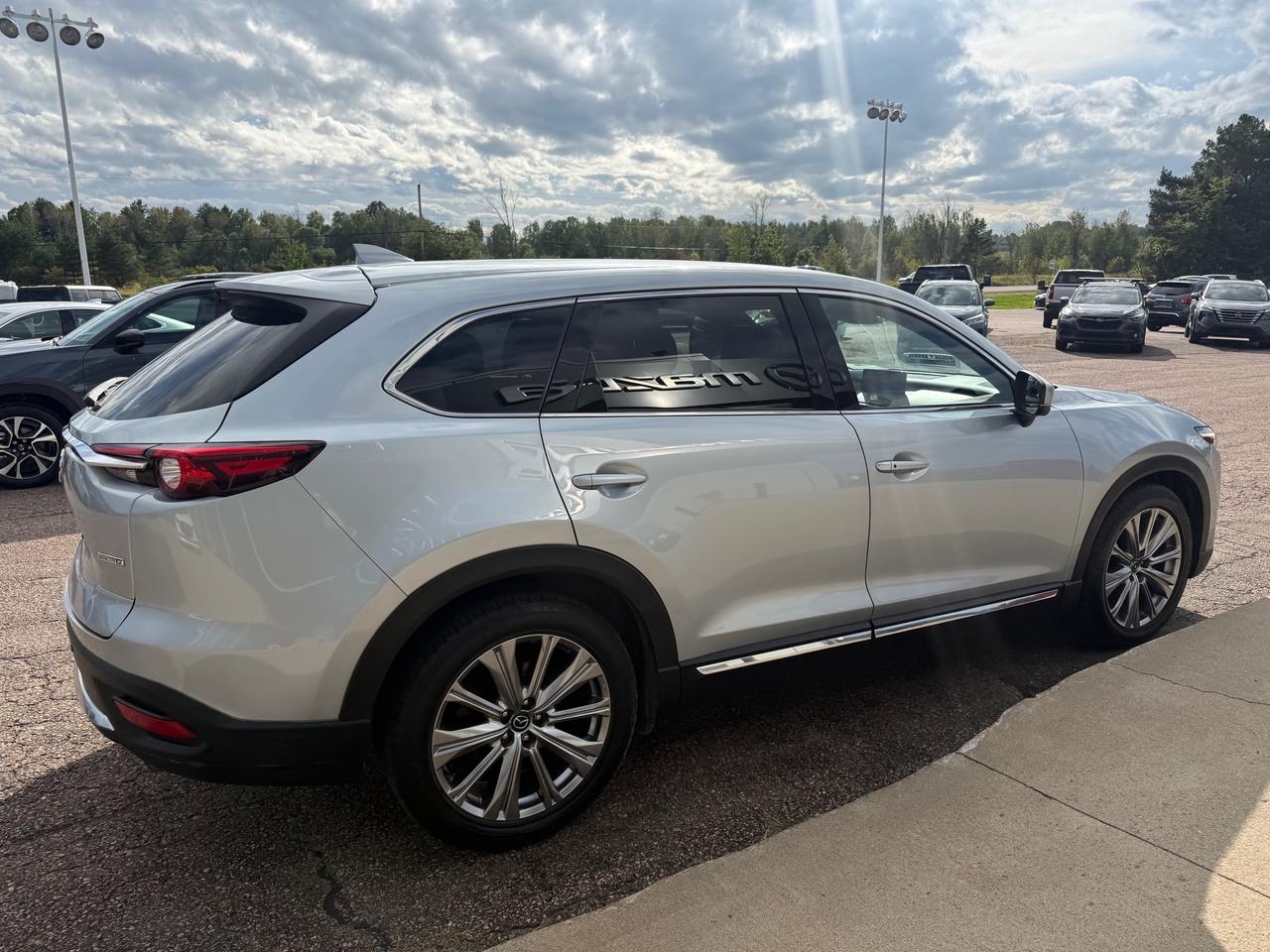 2022 Mazda CX-9 Signature 4dr i-ACTIV All-Wheel Drive Sport Utility Photo