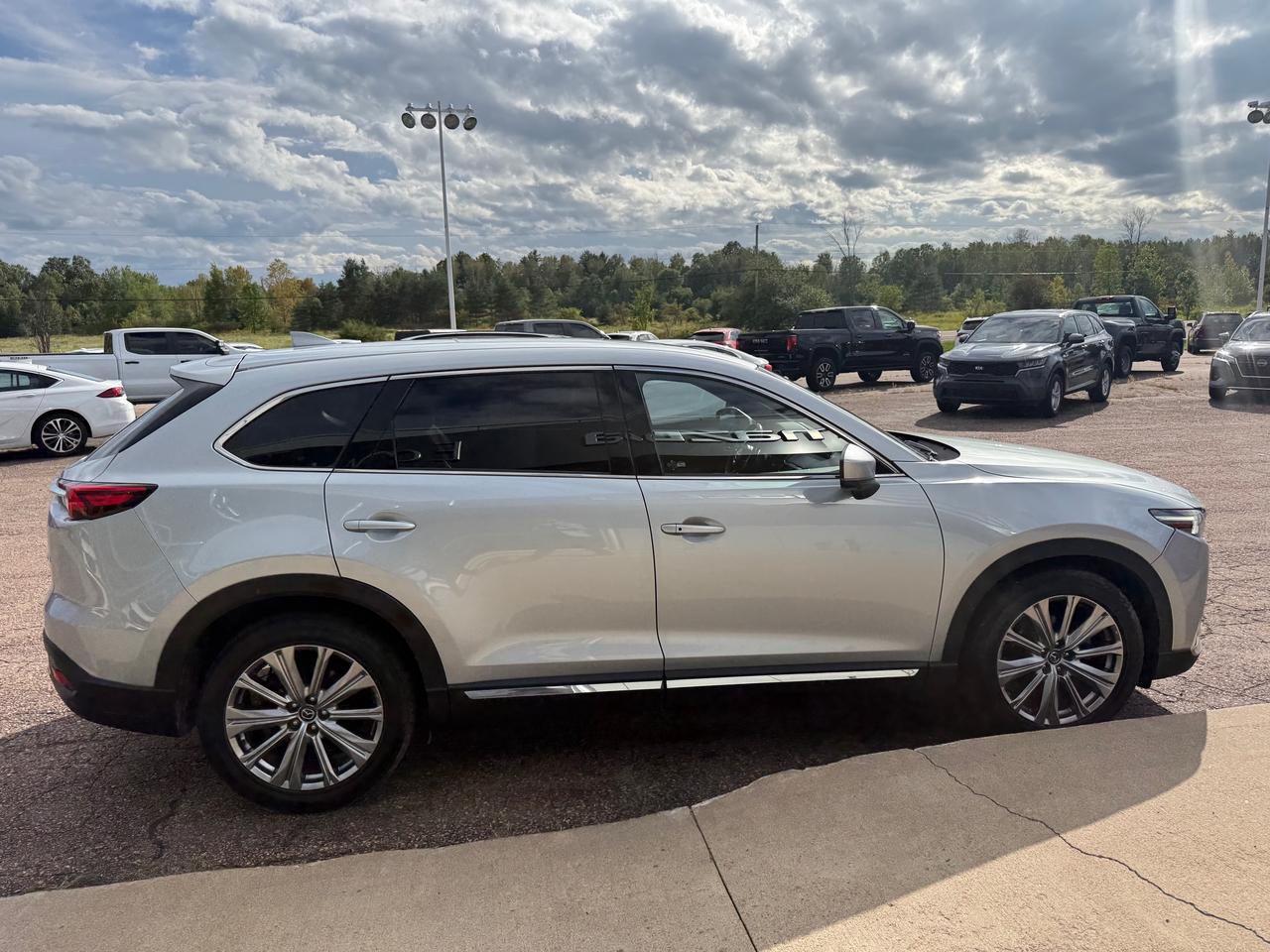 2022 Mazda CX-9 Signature 4dr i-ACTIV All-Wheel Drive Sport Utility Photo