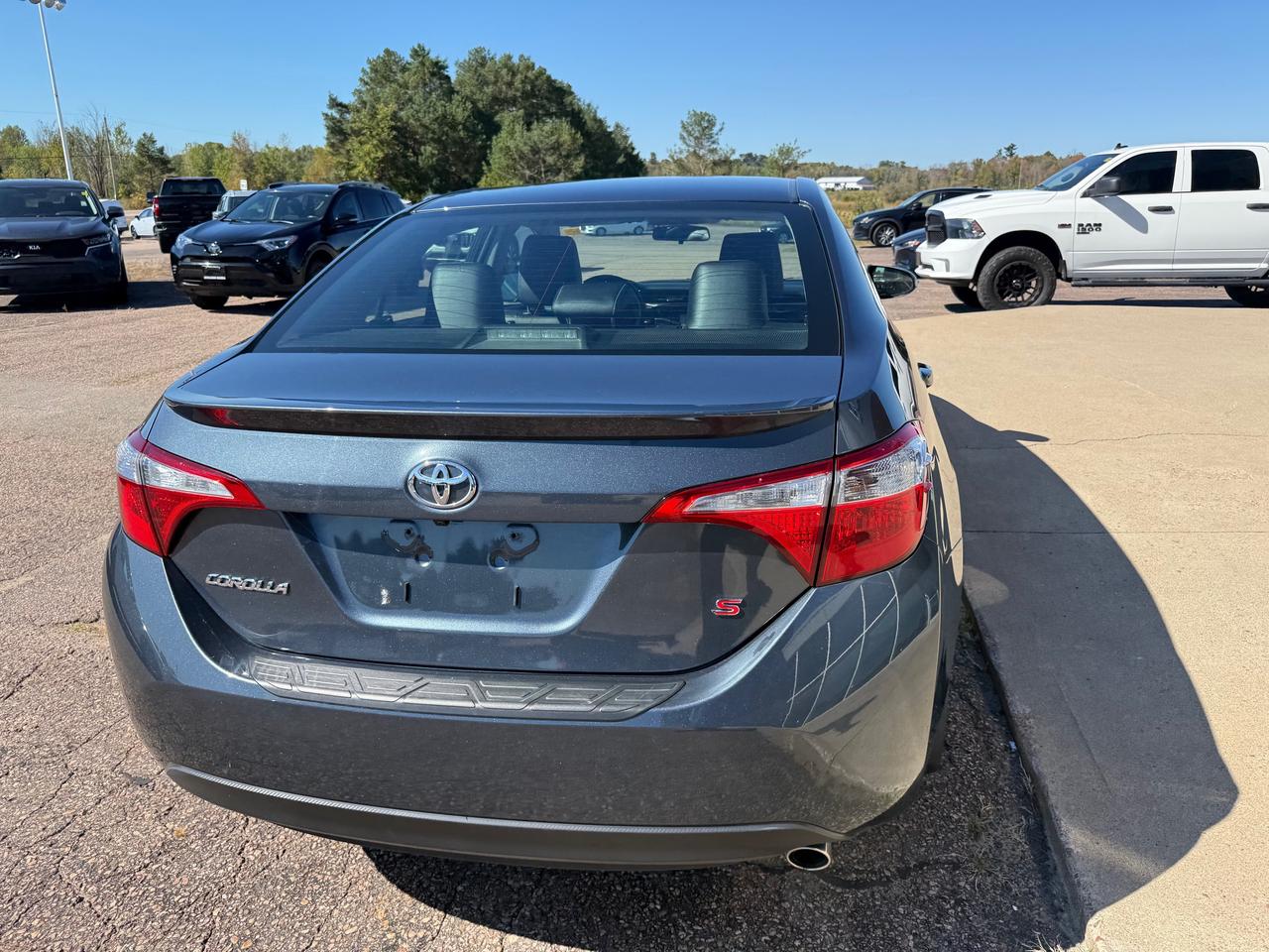 2016 Toyota Corolla S (M6) 4dr Sedan Photo