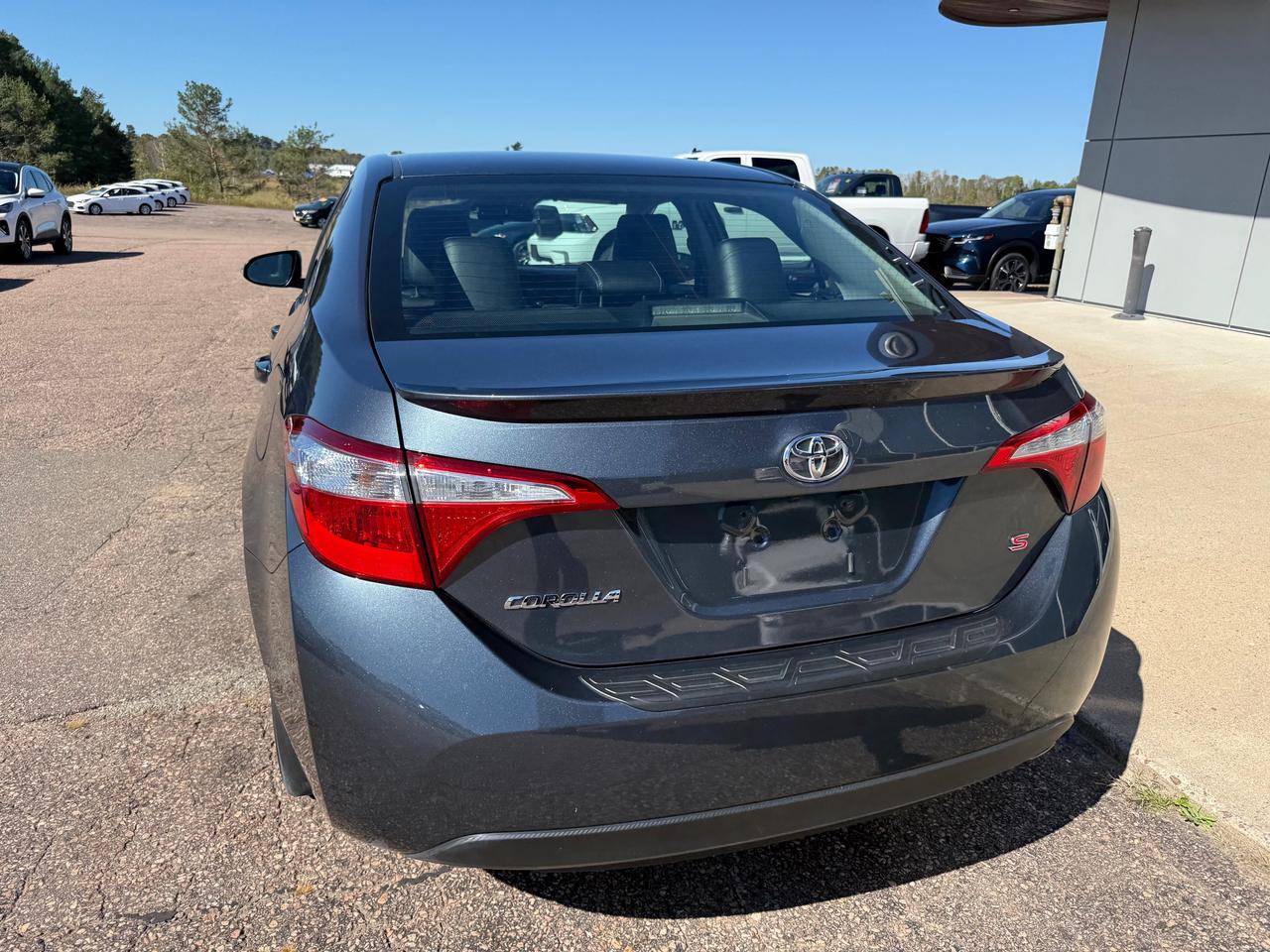 2016 Toyota Corolla S (M6) 4dr Sedan Photo