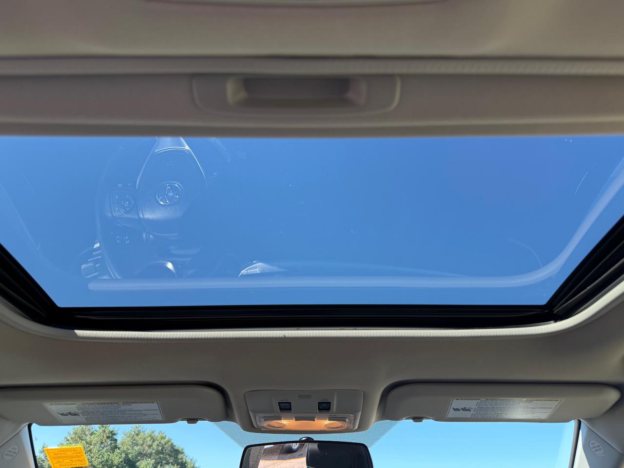 2016 Toyota Corolla S (M6) 4dr Sedan Photo