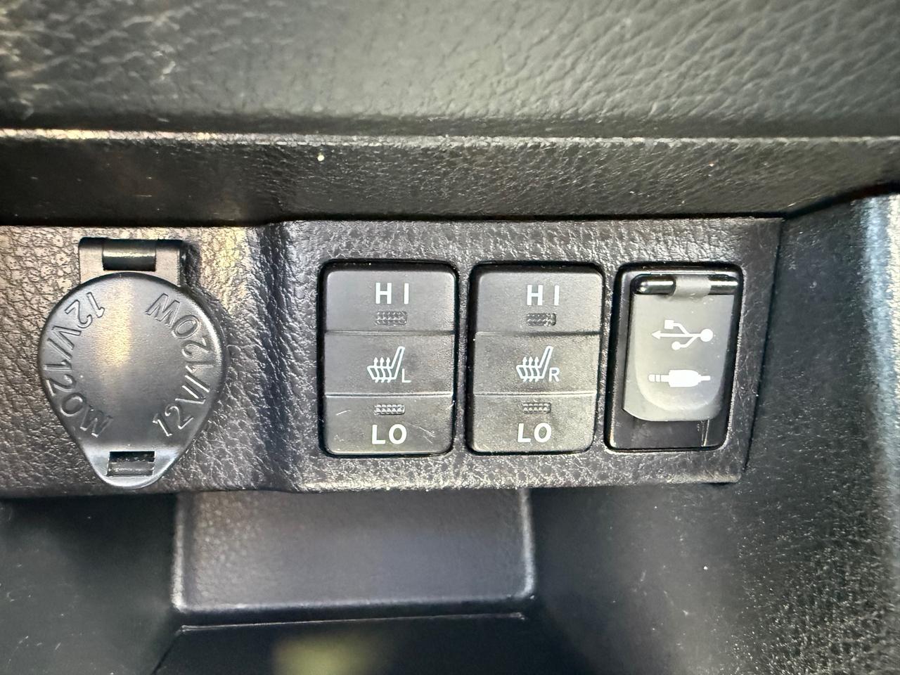 2016 Toyota Corolla S (M6) 4dr Sedan Photo