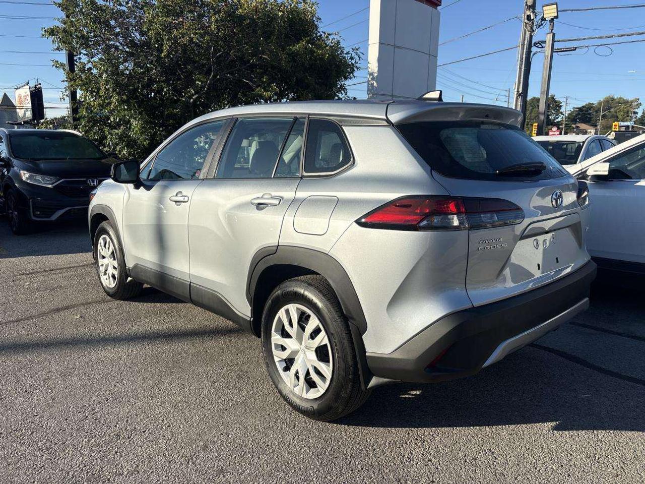 2026 Toyota Corolla Cross L Photo3