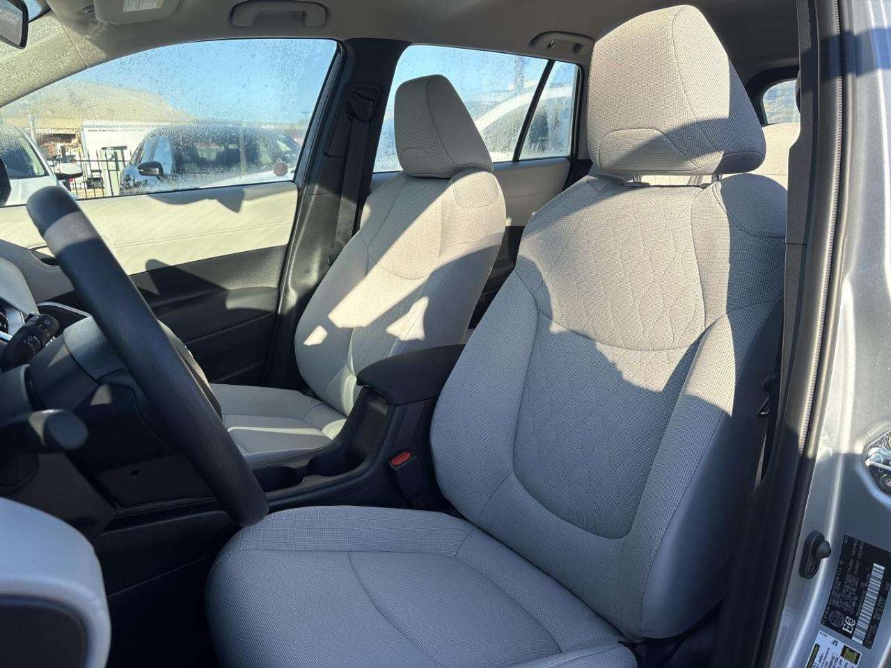 2026 Toyota Corolla Cross L Photo