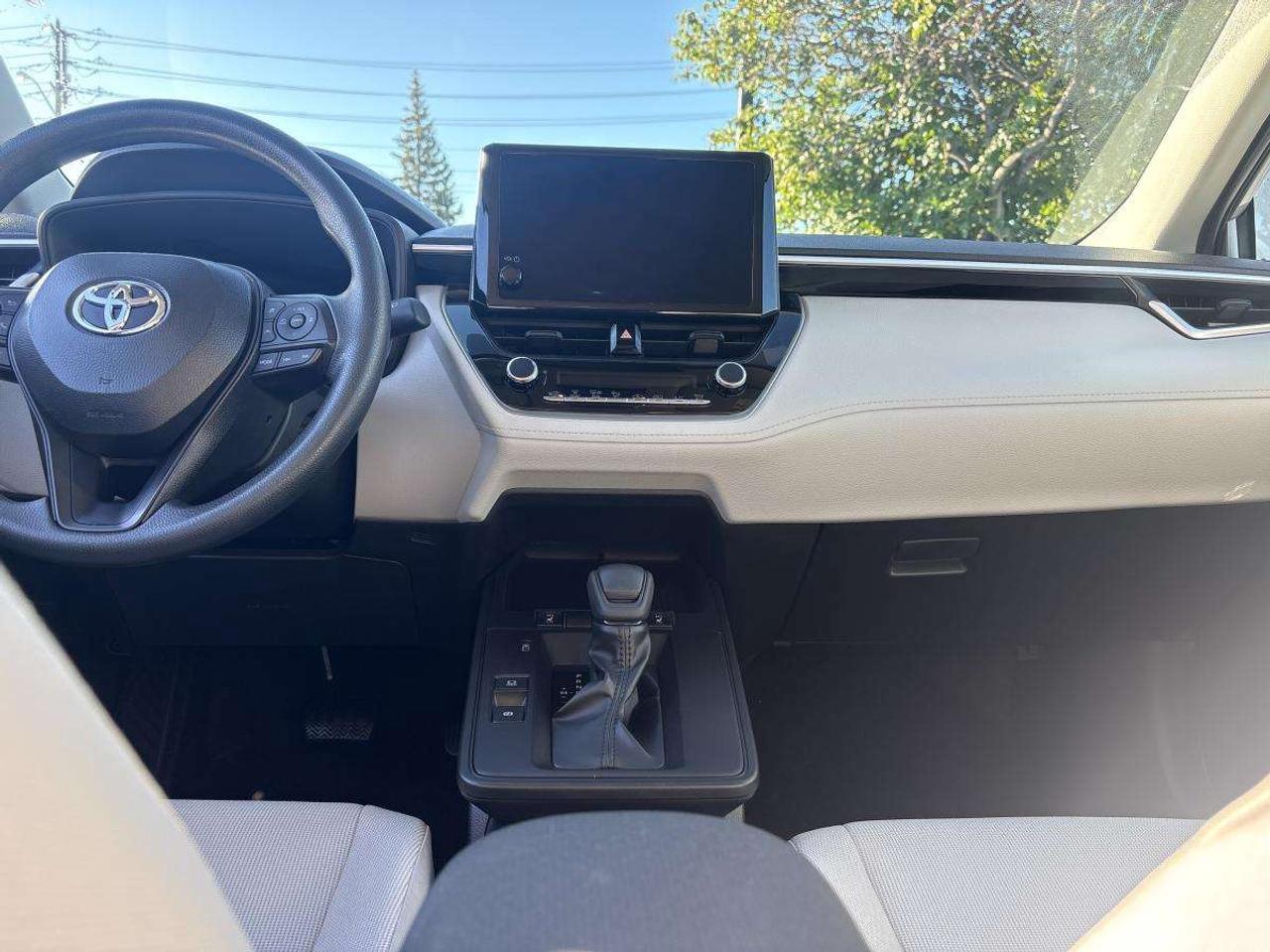 2026 Toyota Corolla Cross L Photo