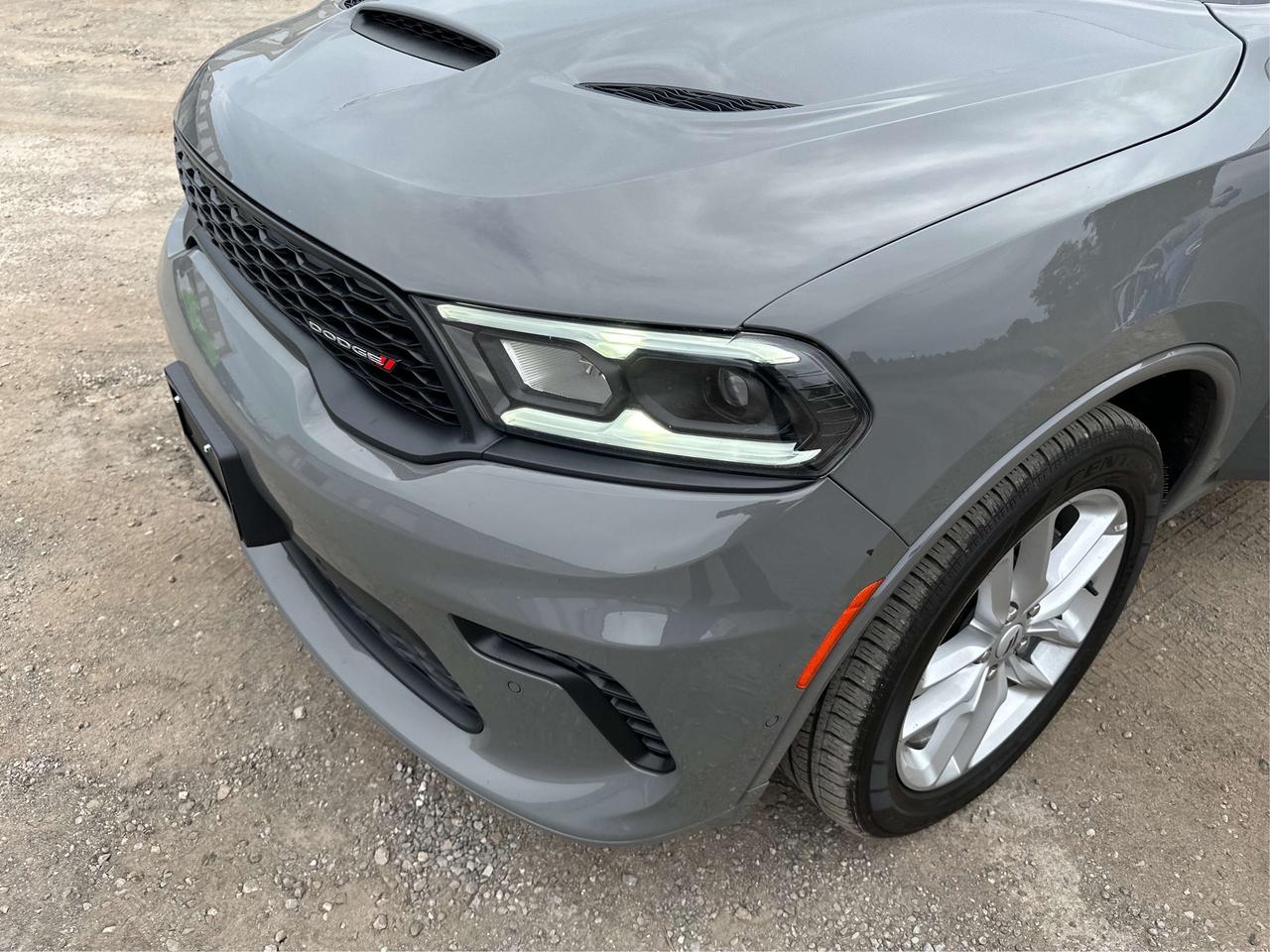 2025 Dodge Durango R/T 4X4 HEMI MINT LEATHER WE FINANCE ALL CREIDT! Photo