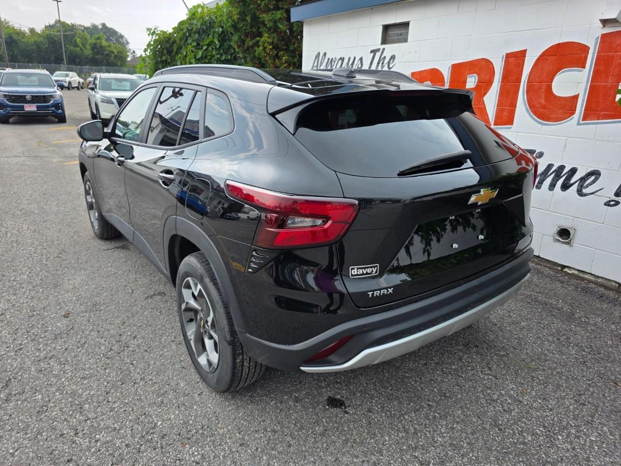 2026 Chevrolet Trax LT 4dr Front-Wheel Drive Photo
