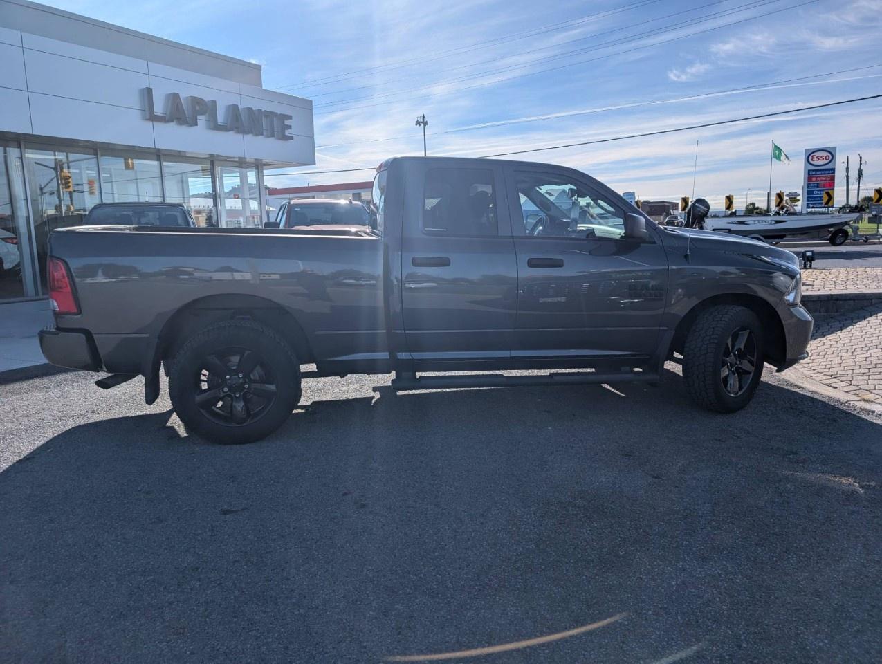 2023 RAM 1500 Classic Express 4x4 Quad Cab 6'4" Box Photo2