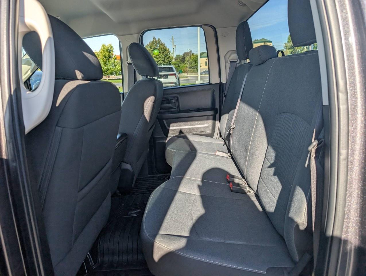 2023 RAM 1500 Classic Express 4x4 Quad Cab 6'4" Box Photo