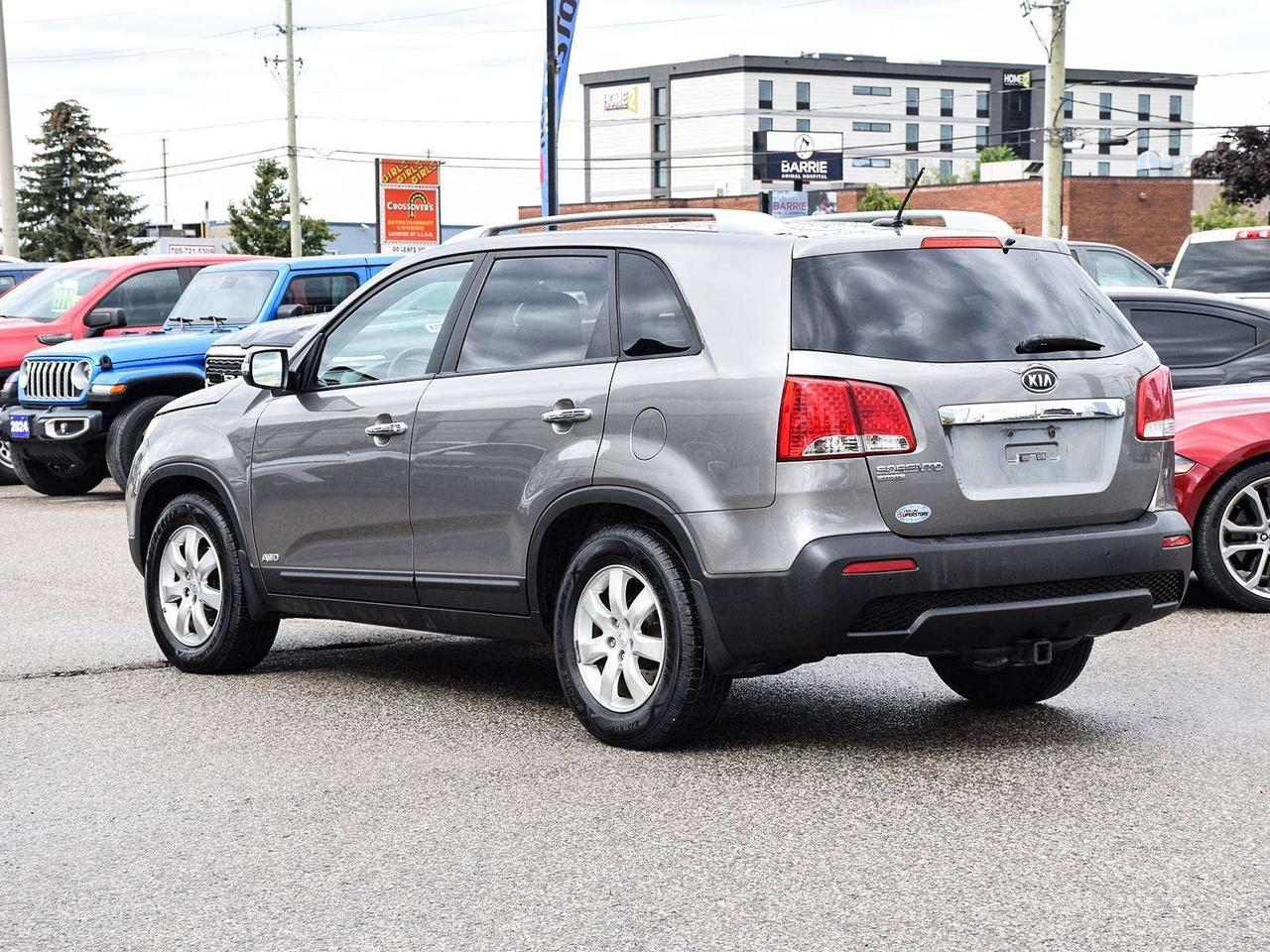 2013 Kia Sorento LX AWD ~Heated Seats ~Bluetooth ~Alloy Wheels ~A/C Photo