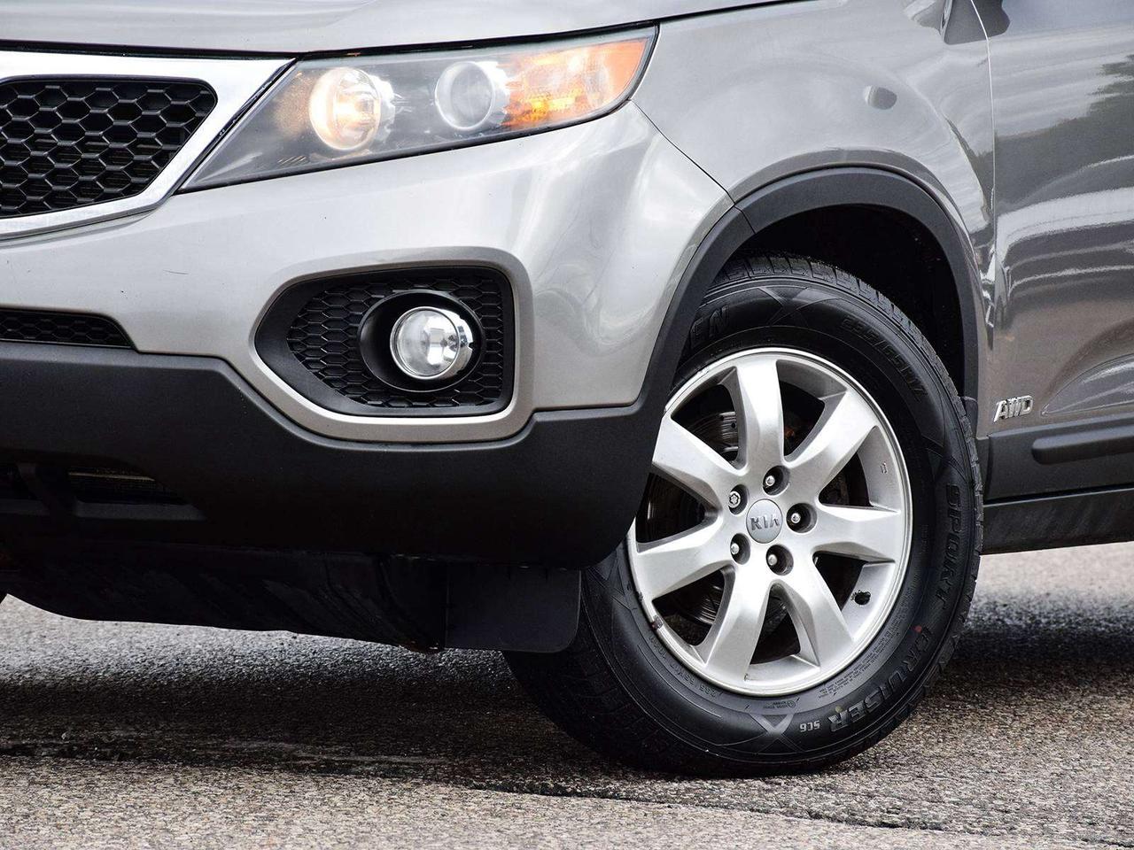 2013 Kia Sorento LX AWD ~Heated Seats ~Bluetooth ~Alloy Wheels ~A/C Photo