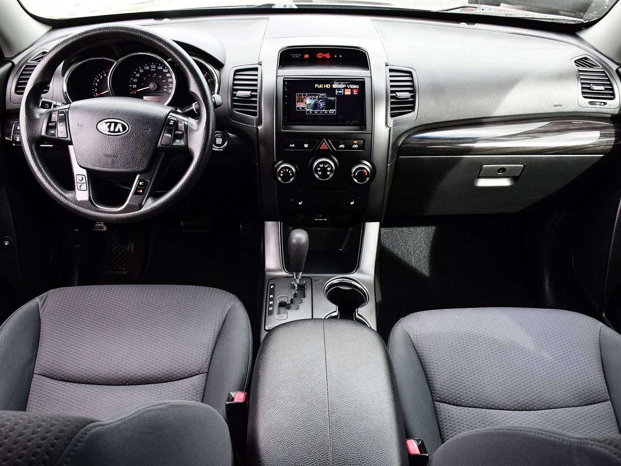 2013 Kia Sorento LX AWD ~Heated Seats ~Bluetooth ~Alloy Wheels ~A/C Photo