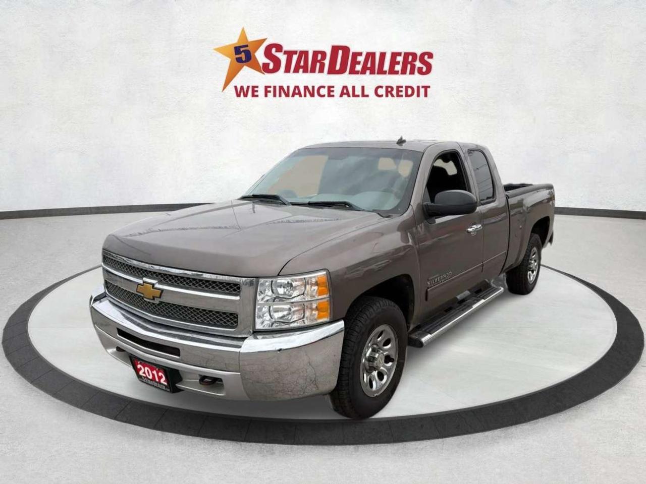 2012 Chevrolet Silverado 1500 LS Cheyenne Edition 4WD V8 WE FINANCE ALL CREDIT! Photo