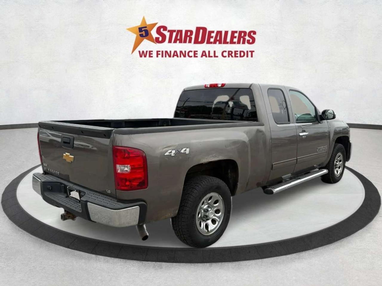 2012 Chevrolet Silverado 1500 LS Cheyenne Edition 4WD V8 WE FINANCE ALL CREDIT! Photo