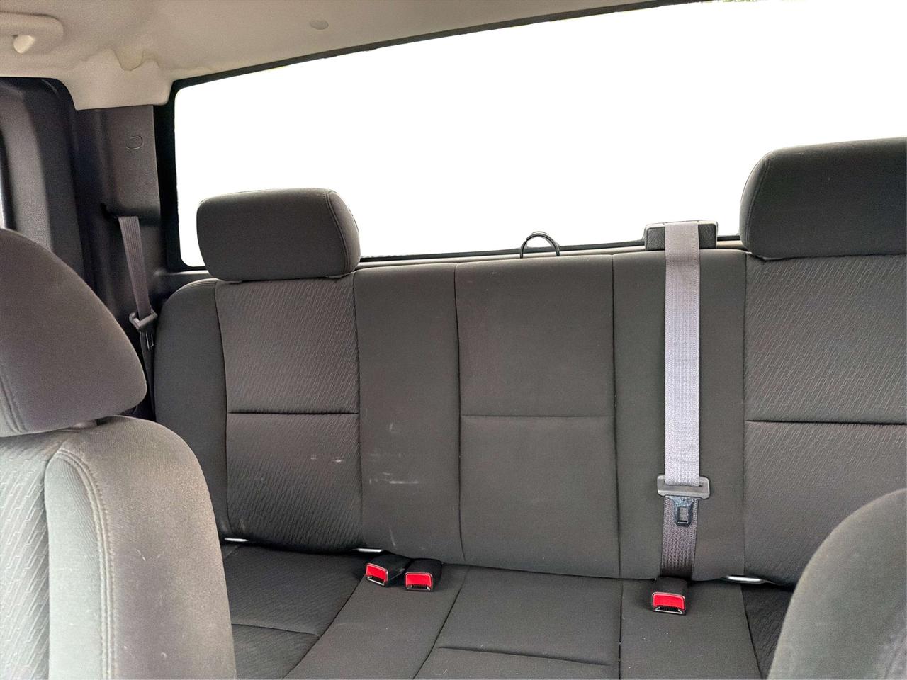 2012 Chevrolet Silverado 1500 LS Cheyenne Edition 4WD V8 WE FINANCE ALL CREDIT! Photo