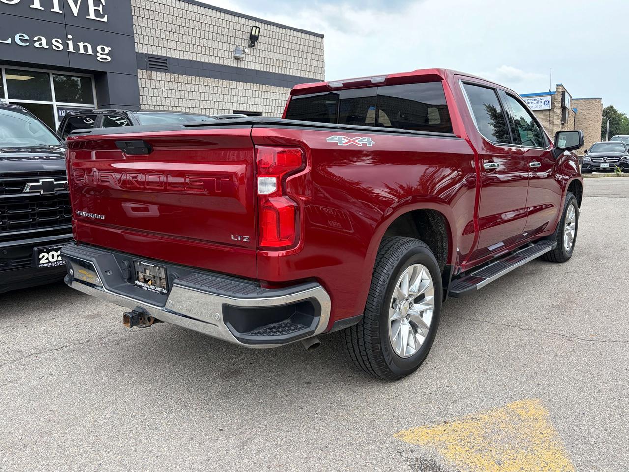 2022 Chevrolet Silverado 1500 LTZ, DURAMAX DIESEL, SUNROOF, NEW TIRES Photo