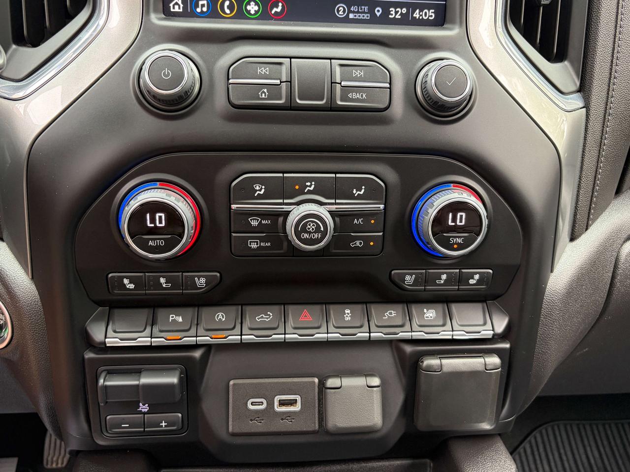 2022 Chevrolet Silverado 1500 LTZ, DURAMAX DIESEL, SUNROOF, NEW TIRES Photo
