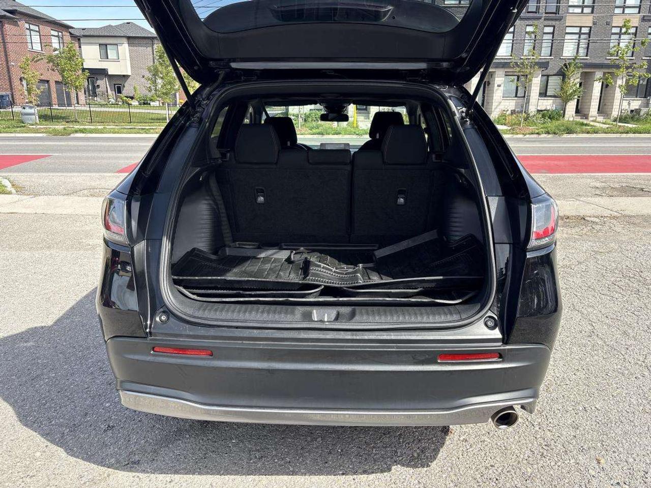 2023 Honda HR-V Sport Sunroof/Remote Start/Apple Carplay Photo