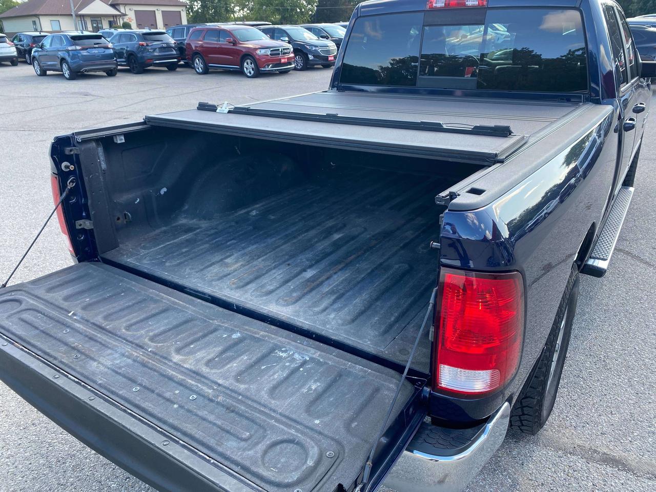 2016 RAM 1500 BIG HORN, RWD, REMOTE START, HEATED SEATS! Photo