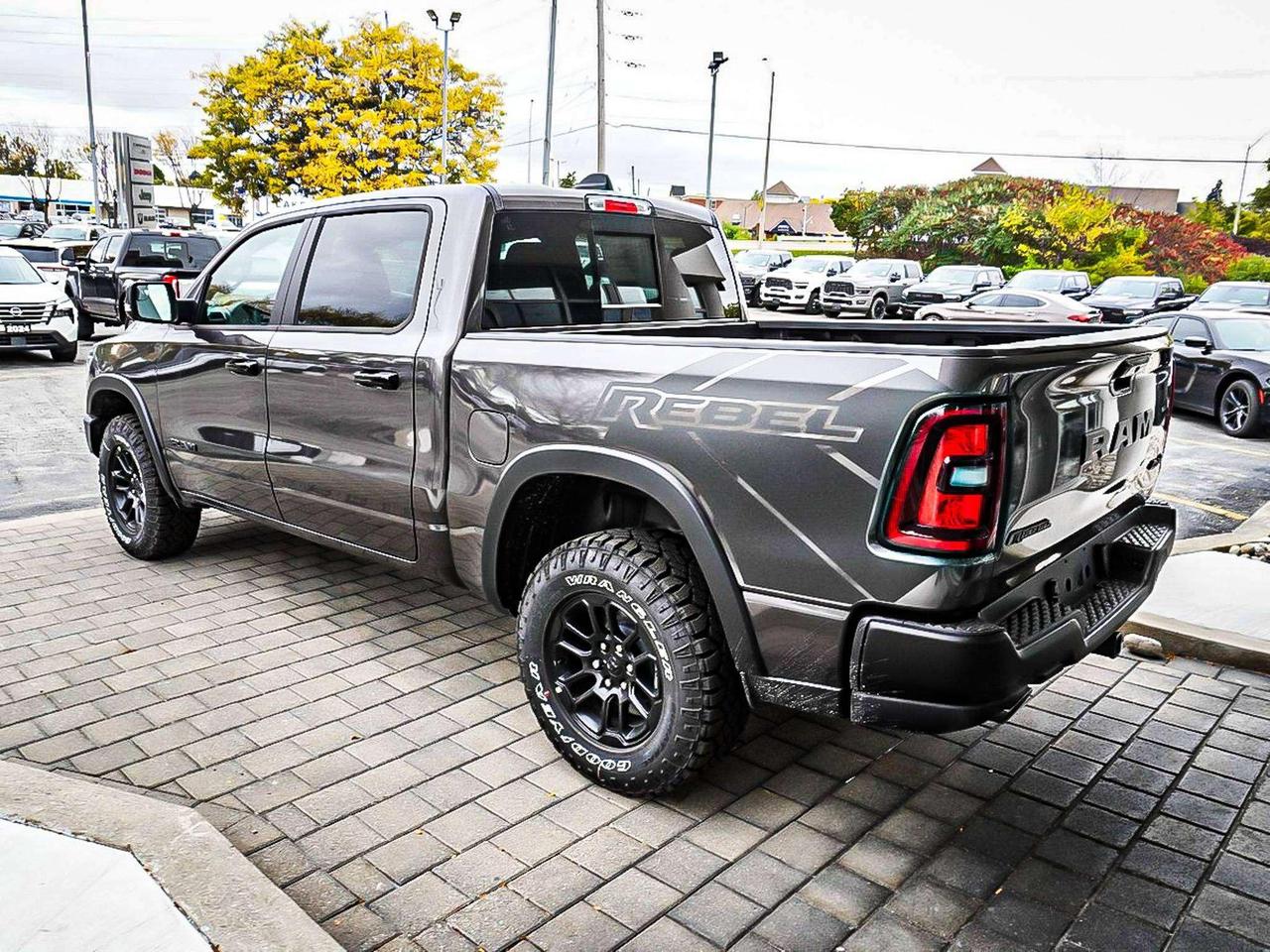 2027 RAM 1500  Photo