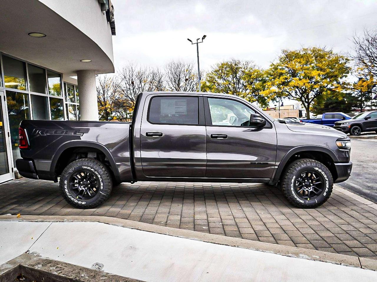 2027 RAM 1500  Photo