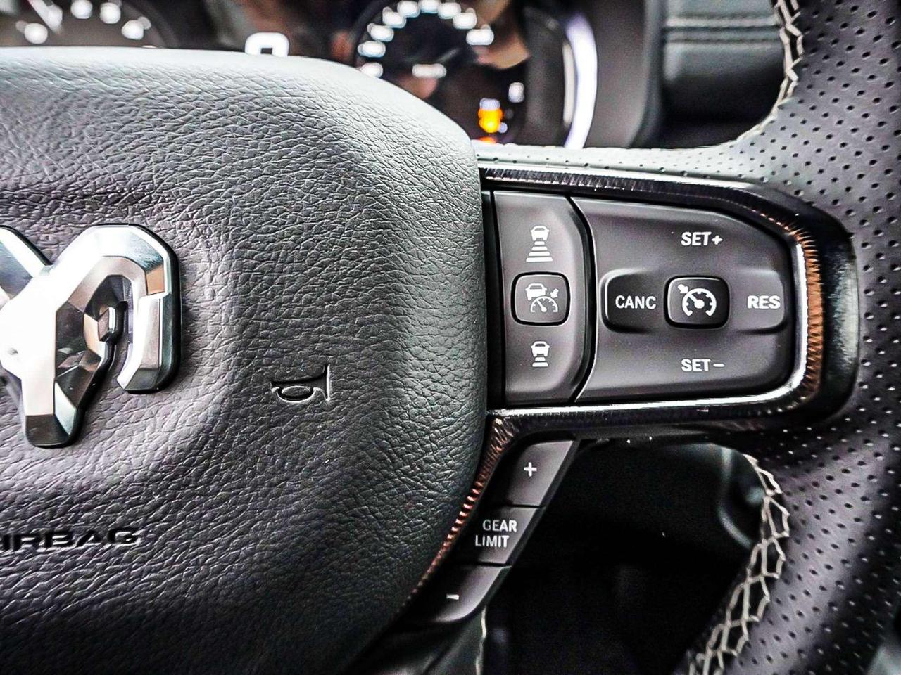 2027 RAM 1500  Photo