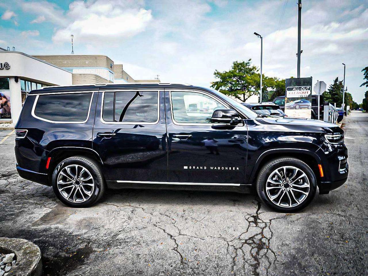 2025 Jeep Grand Wagoneer  Photo