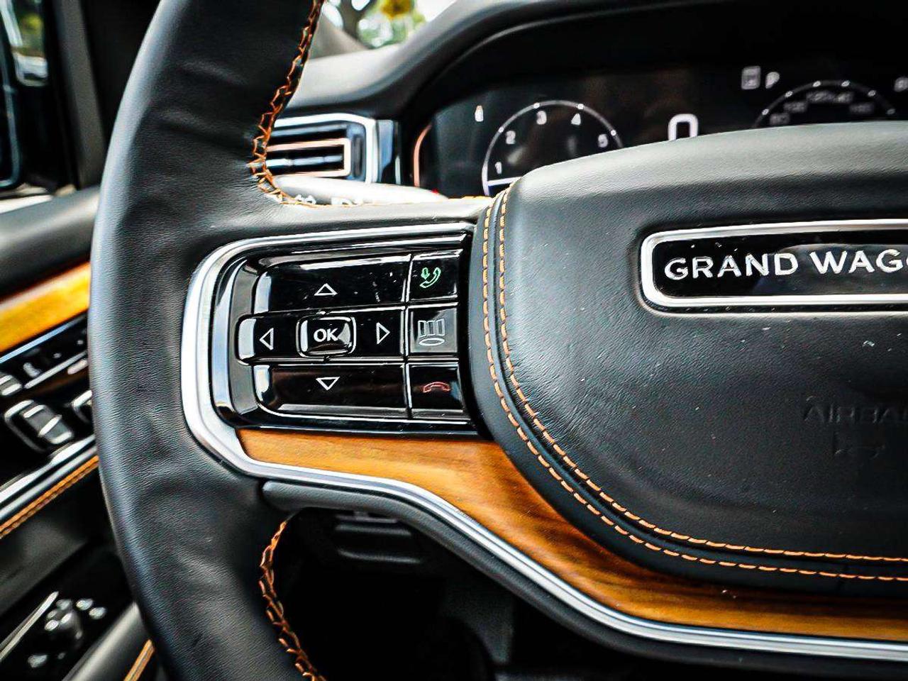 2025 Jeep Grand Wagoneer  Photo