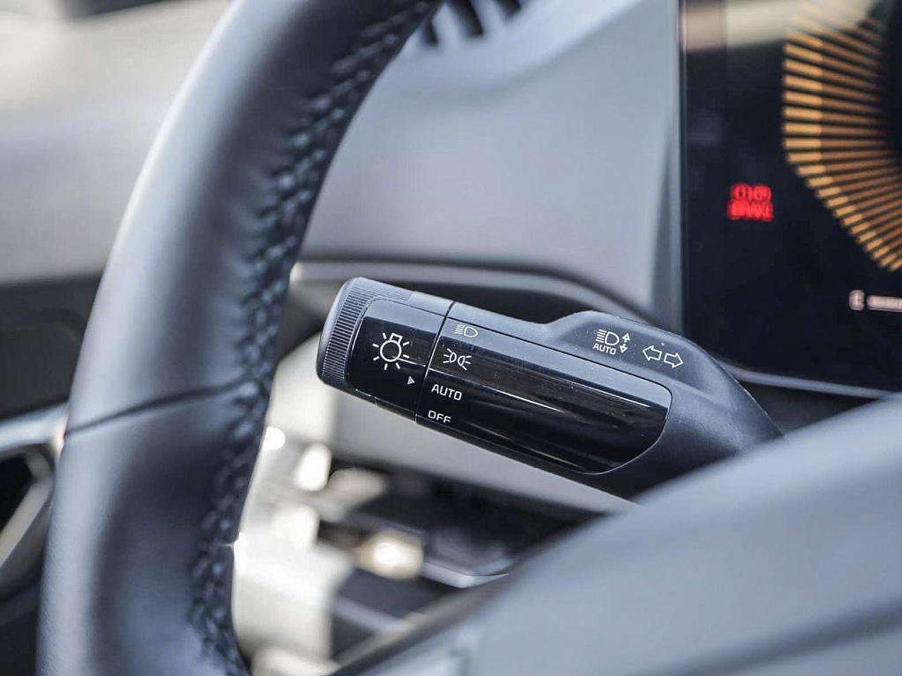 2025 Kia K4 EX   Apple CarPlay   Backup Camera   Heated Seats Photo