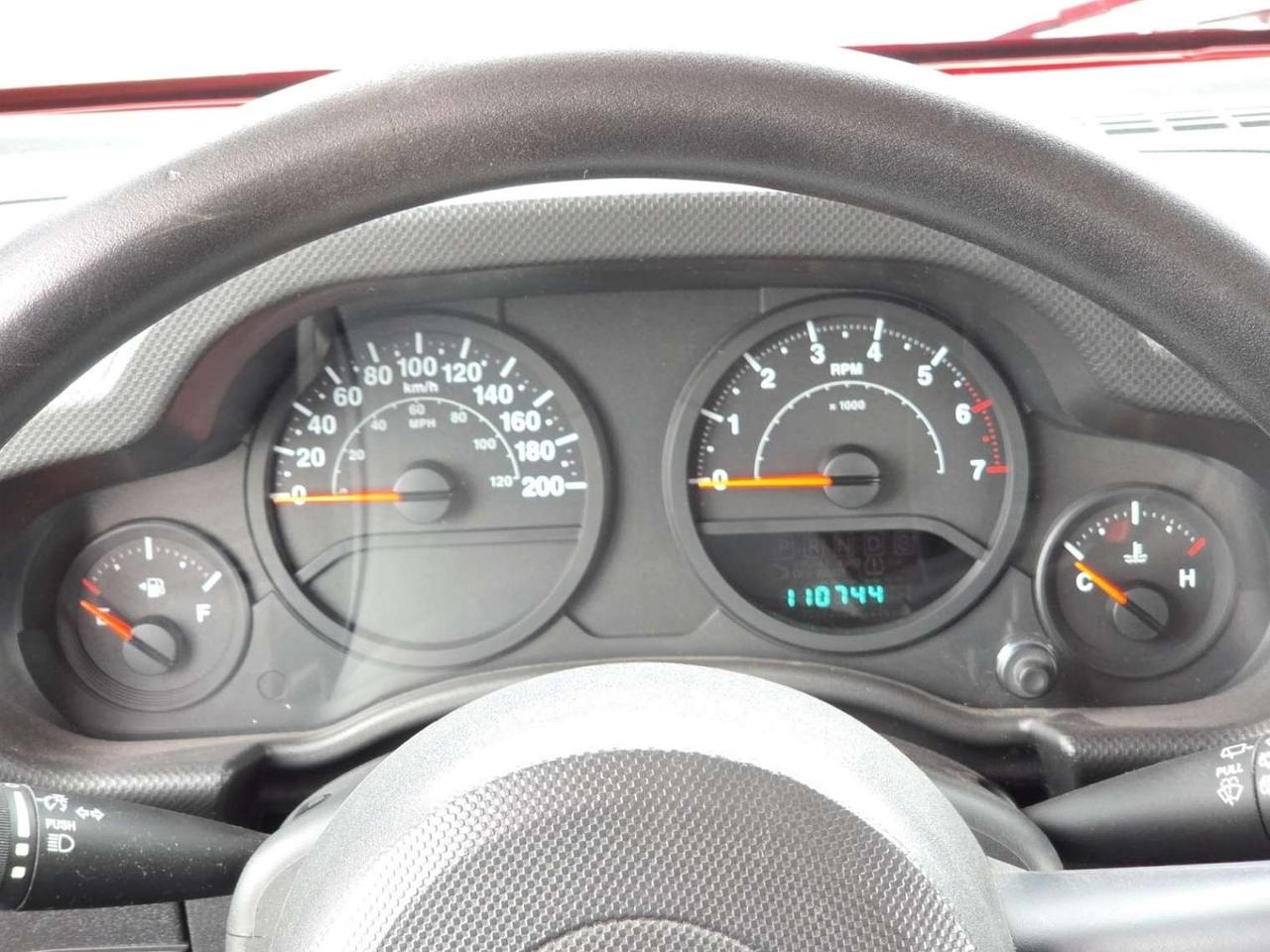 2008 Jeep Wrangler 4WD 2dr X * AS-IS * NO ACCIDENTS / VERY LOW KM / MANUAL Photo