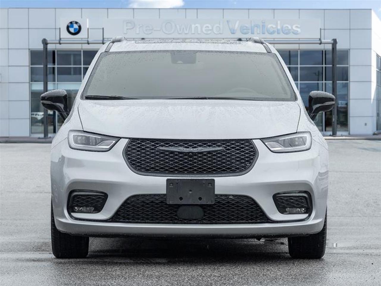 2026 Chrysler Pacifica Limited Front-Wheel Drive Passenger Van Photo