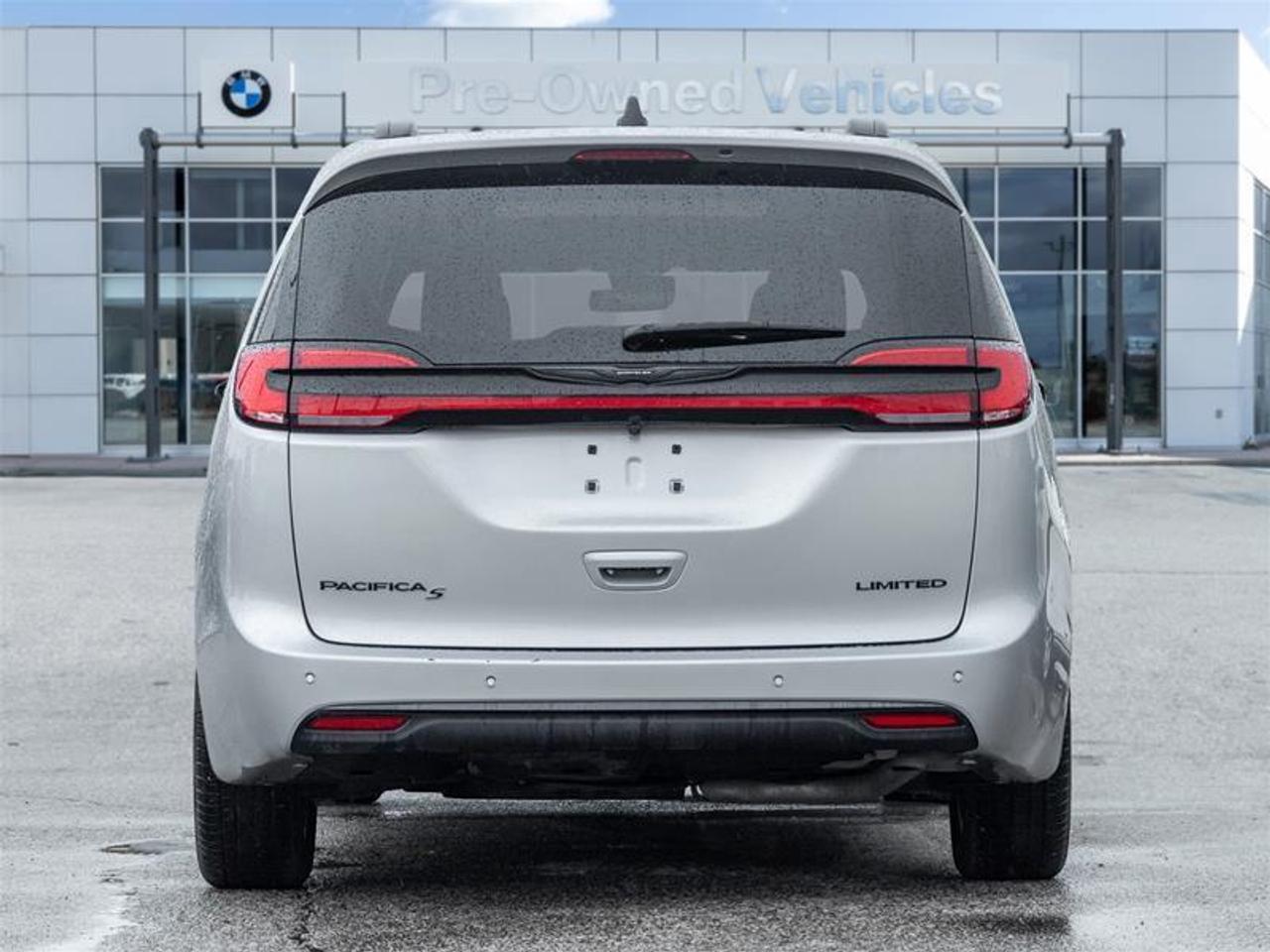 2026 Chrysler Pacifica Limited Front-Wheel Drive Passenger Van Photo