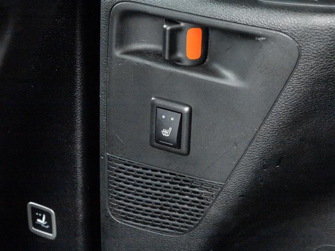 2026 Chrysler Pacifica Limited Front-Wheel Drive Passenger Van Photo
