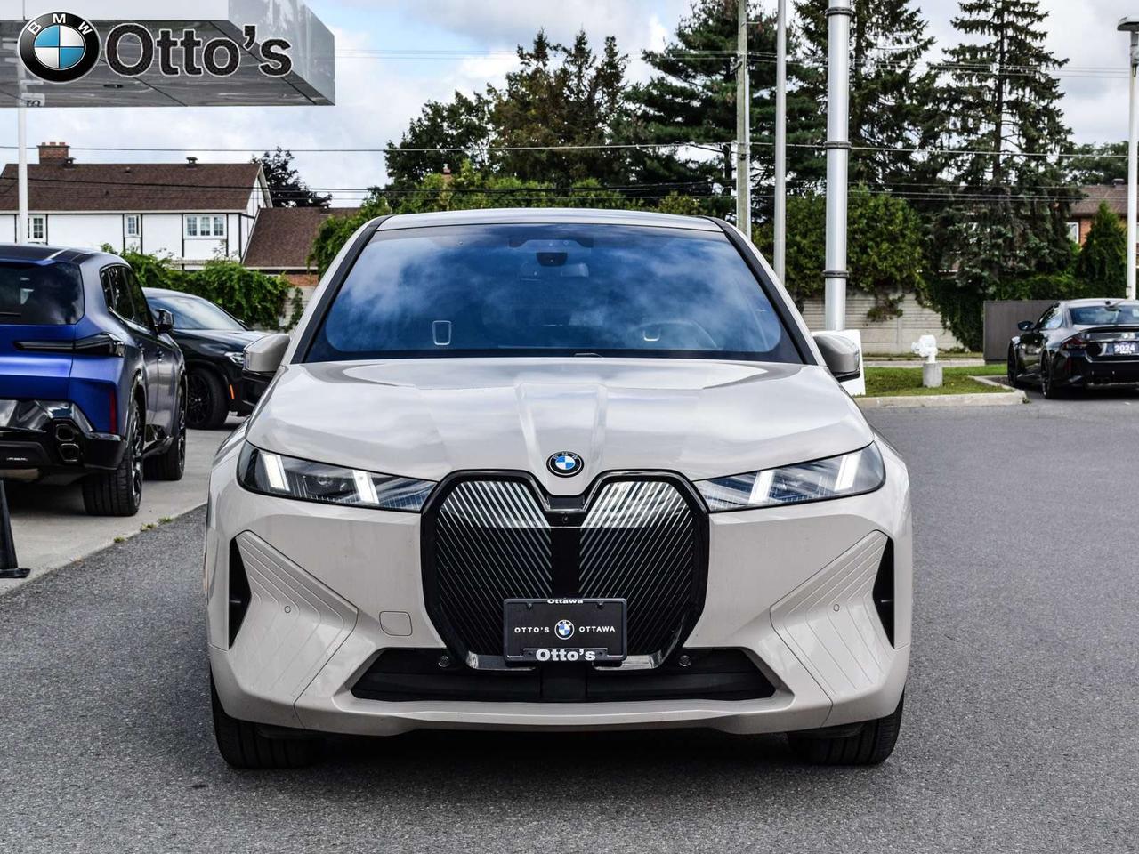 2026 BMW iX xDrive45 Photo